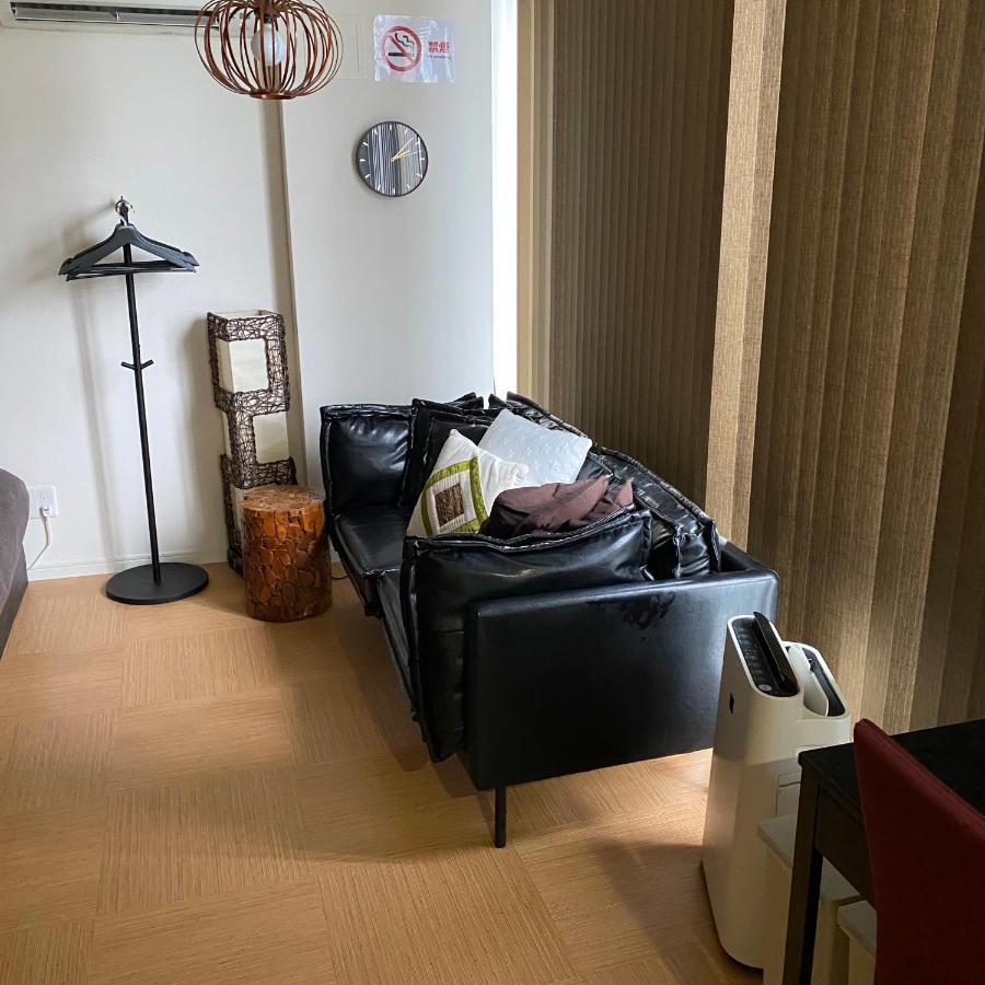 Rivil Hakata Apartment *
